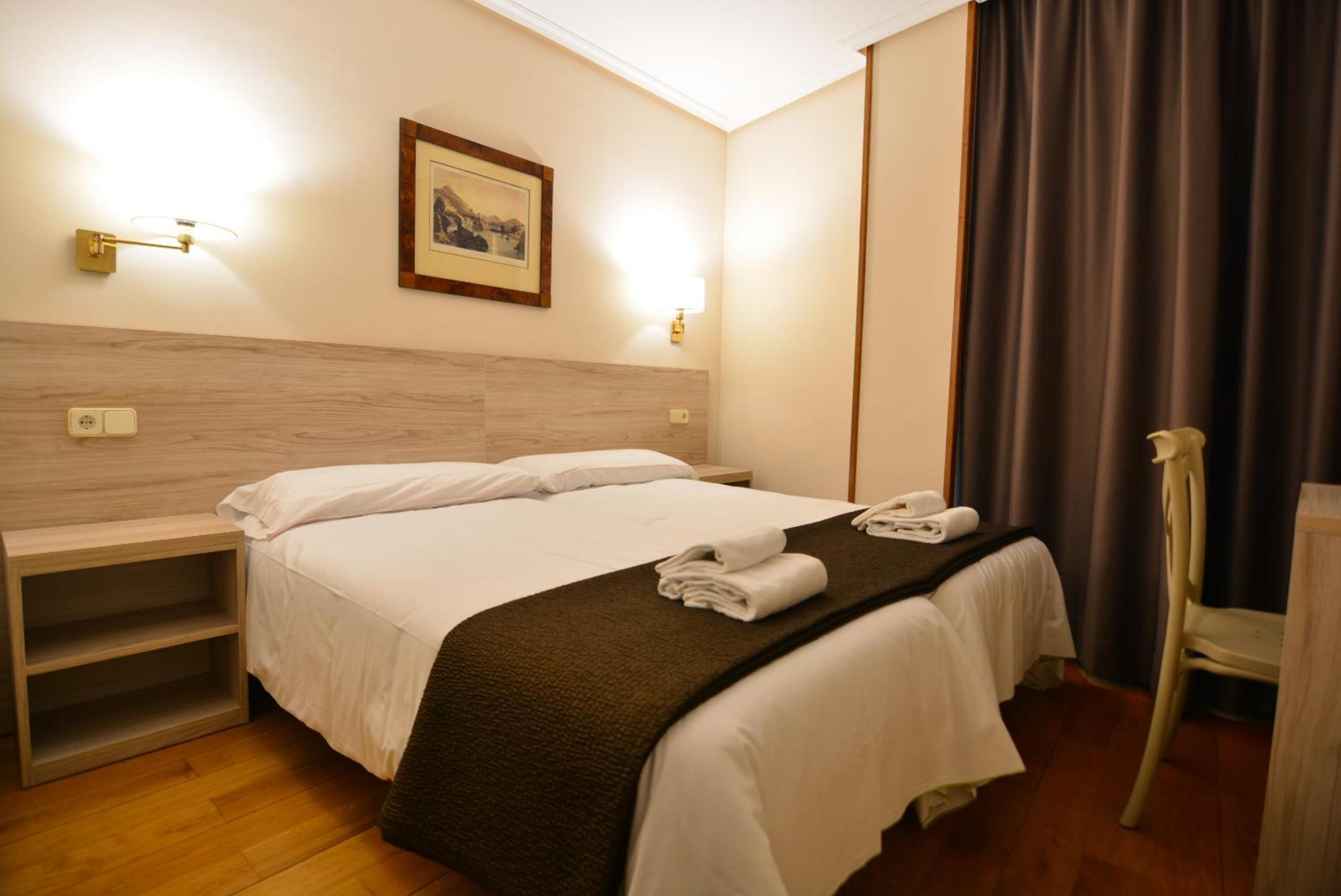 Hotel Rooms Ducay Olite Luaran gambar